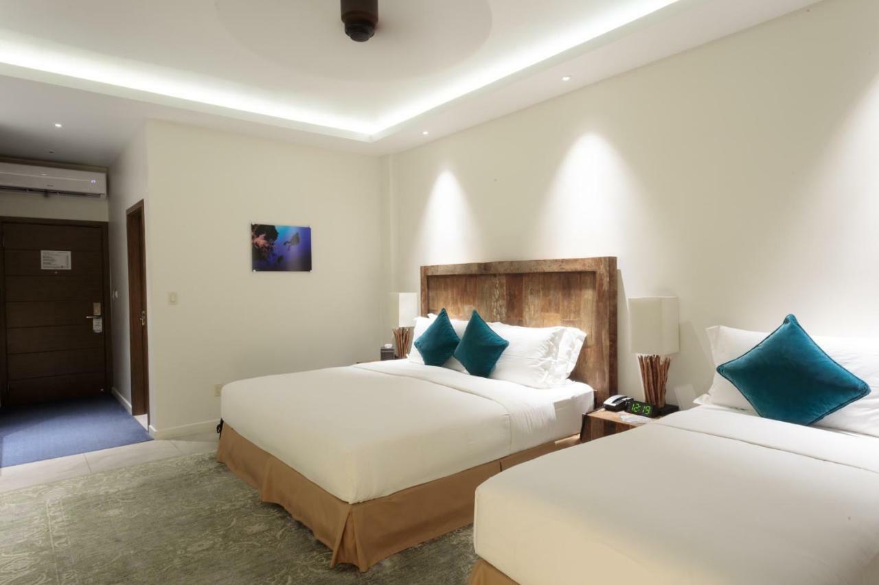 Cove Resort Palau Koror Eksteriør bilde